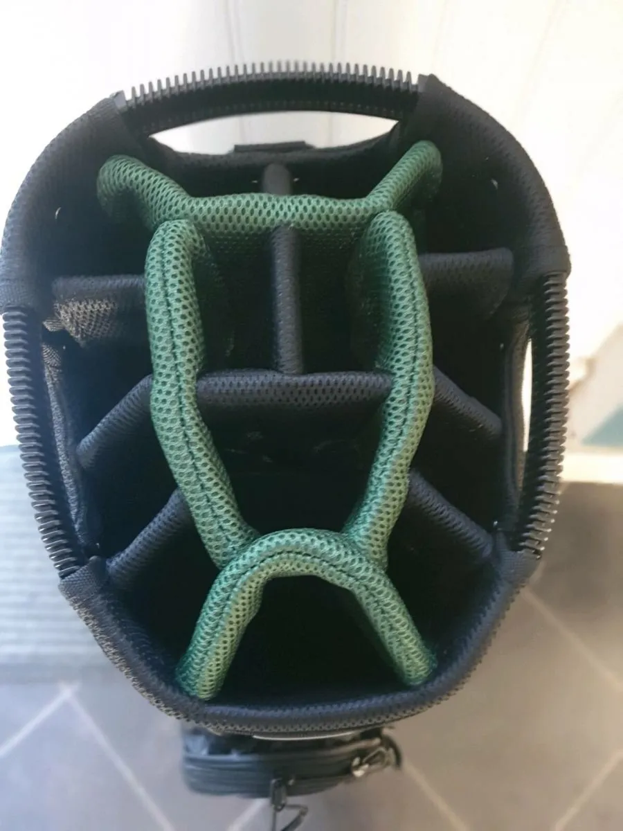 GREG NORMAN GOLF BAG (NEW) - Image 3