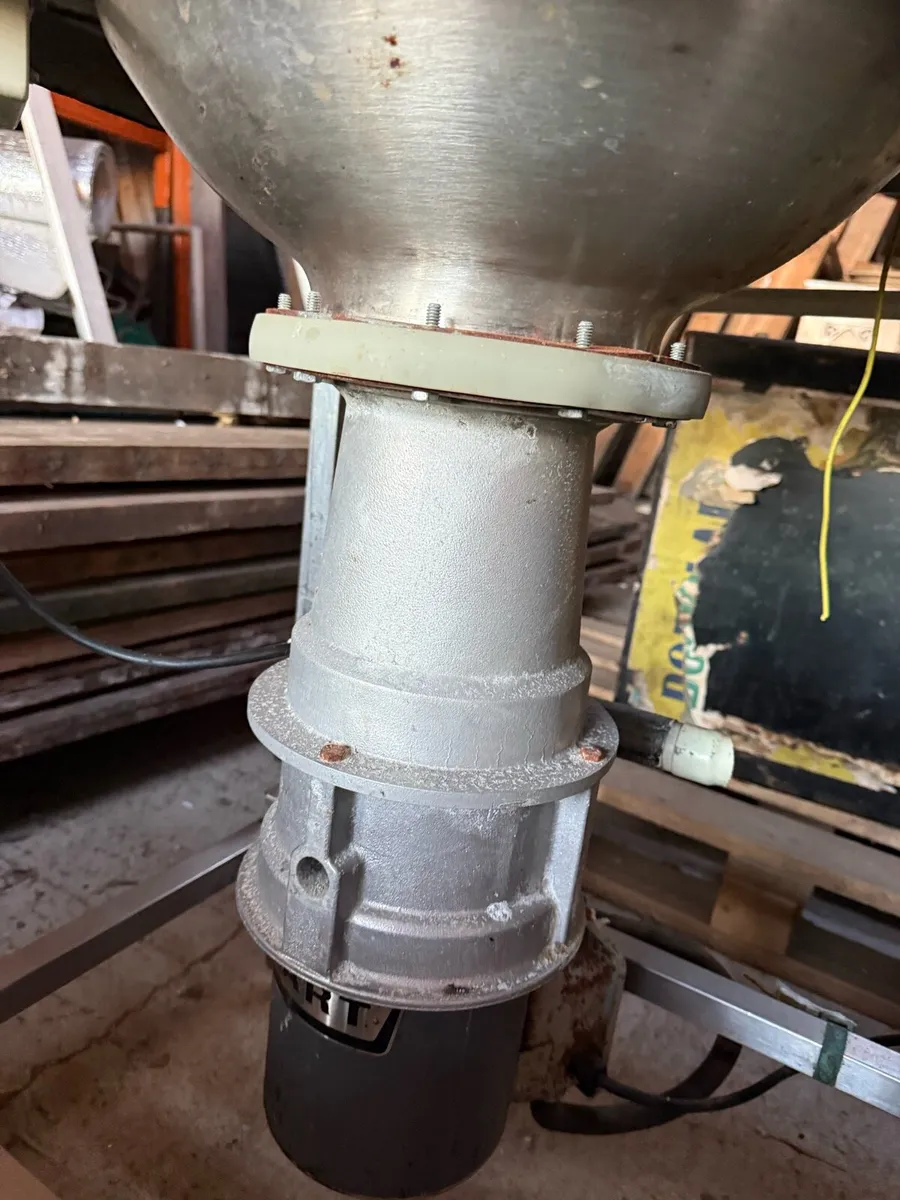 Industrial stainless steel sink - Image 4