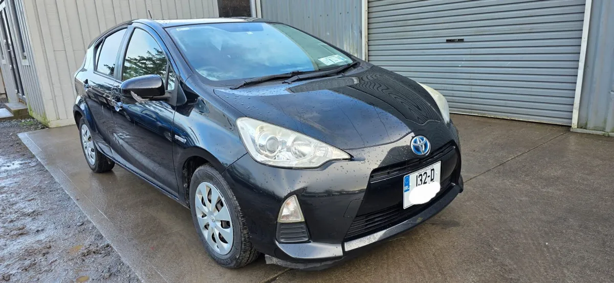 132 TOYOTA AQUA HYBRID - Image 1