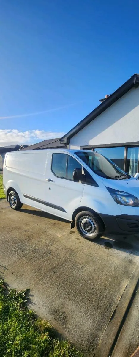 Ford transit custom 2.2 - Image 1