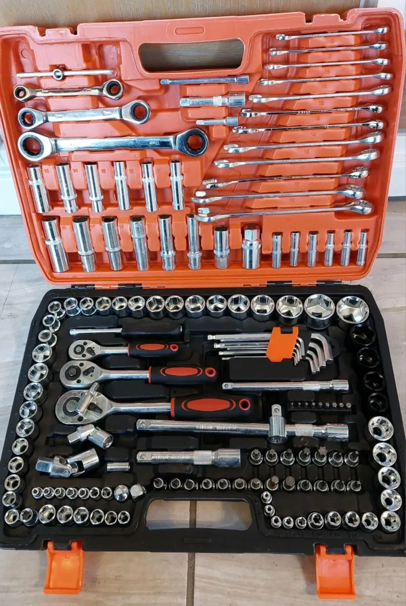 151 Piece Chrome Vanidium Socket Set €95 - Image 2