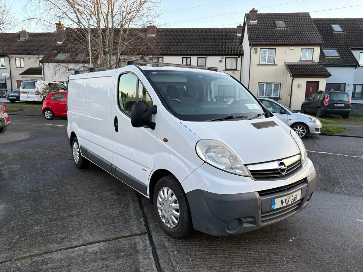 2011 Opel Vivaro - Image 1