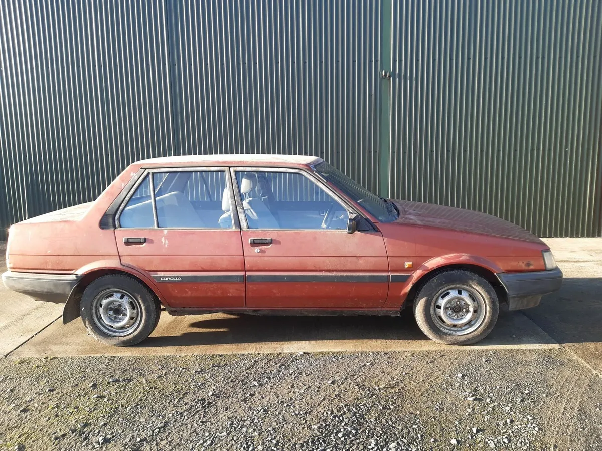 Toyota Corolla 1984 - Image 4