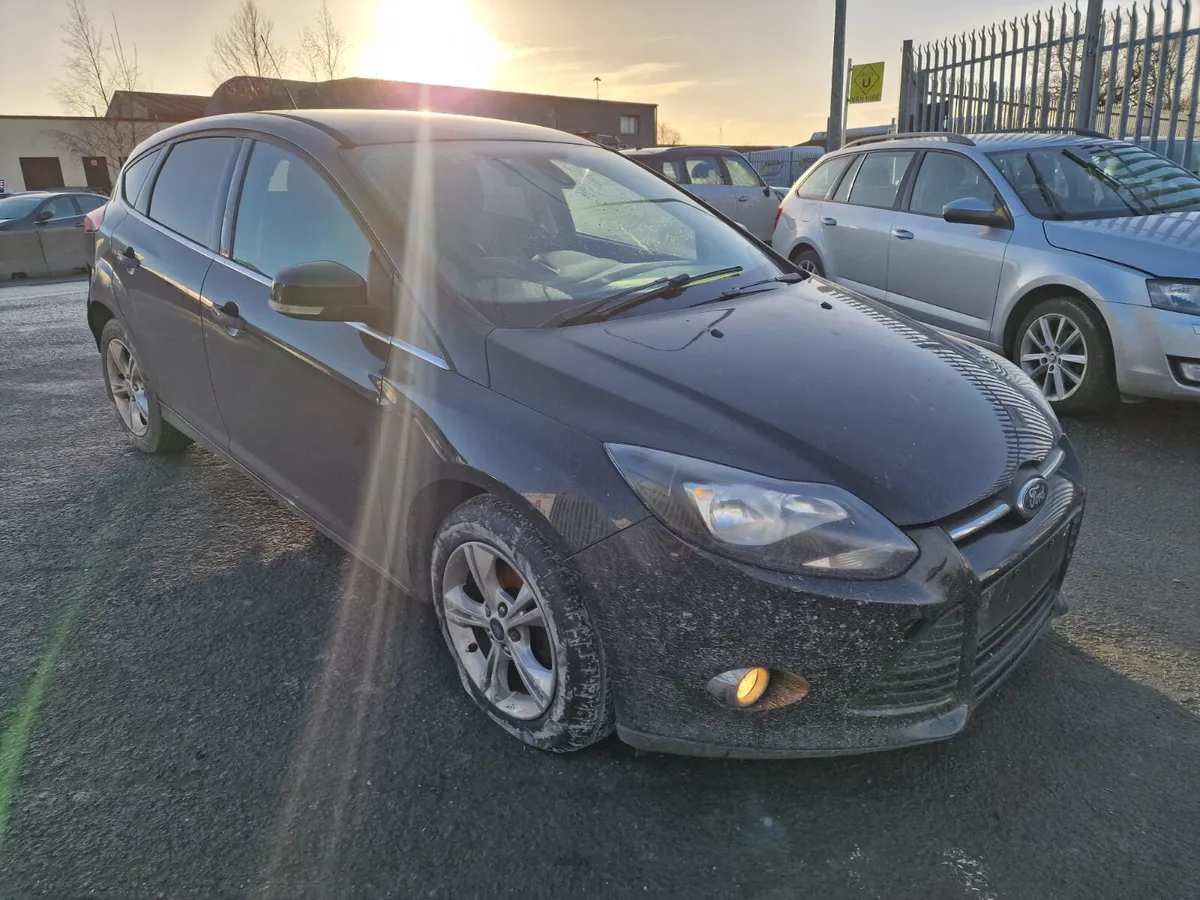 14 FORD FOCUS  1.6TDCI MANUAL FOR BREAKING - Image 2