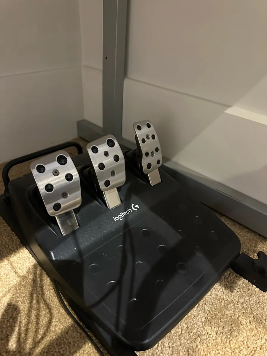 Logitech G29 and X Rocker Seat - Image 4