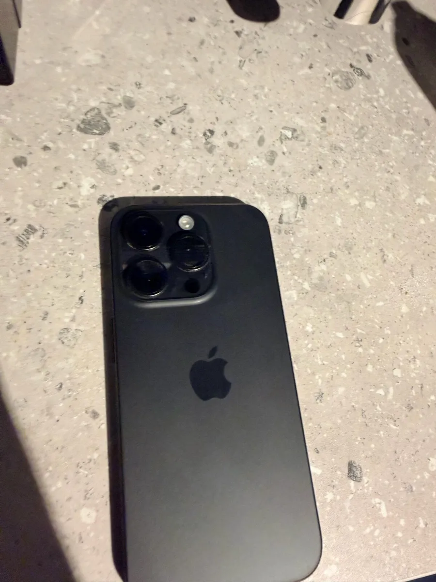 iPhone 15 Pro Unlocked 256GB free Otterbox Cover - Image 2