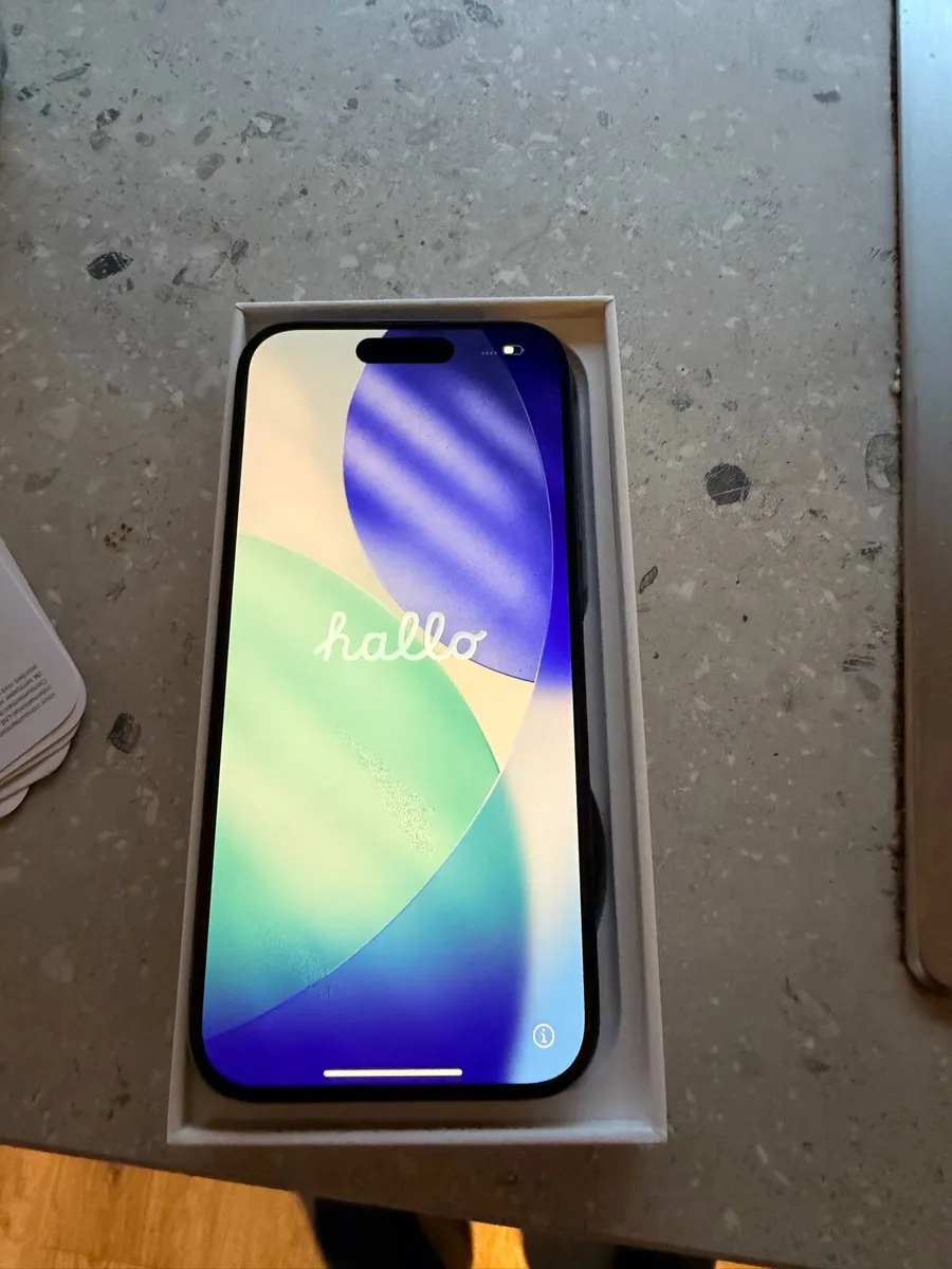 iPhone 15 Pro Unlocked 256GB free Otterbox Cover - Image 1