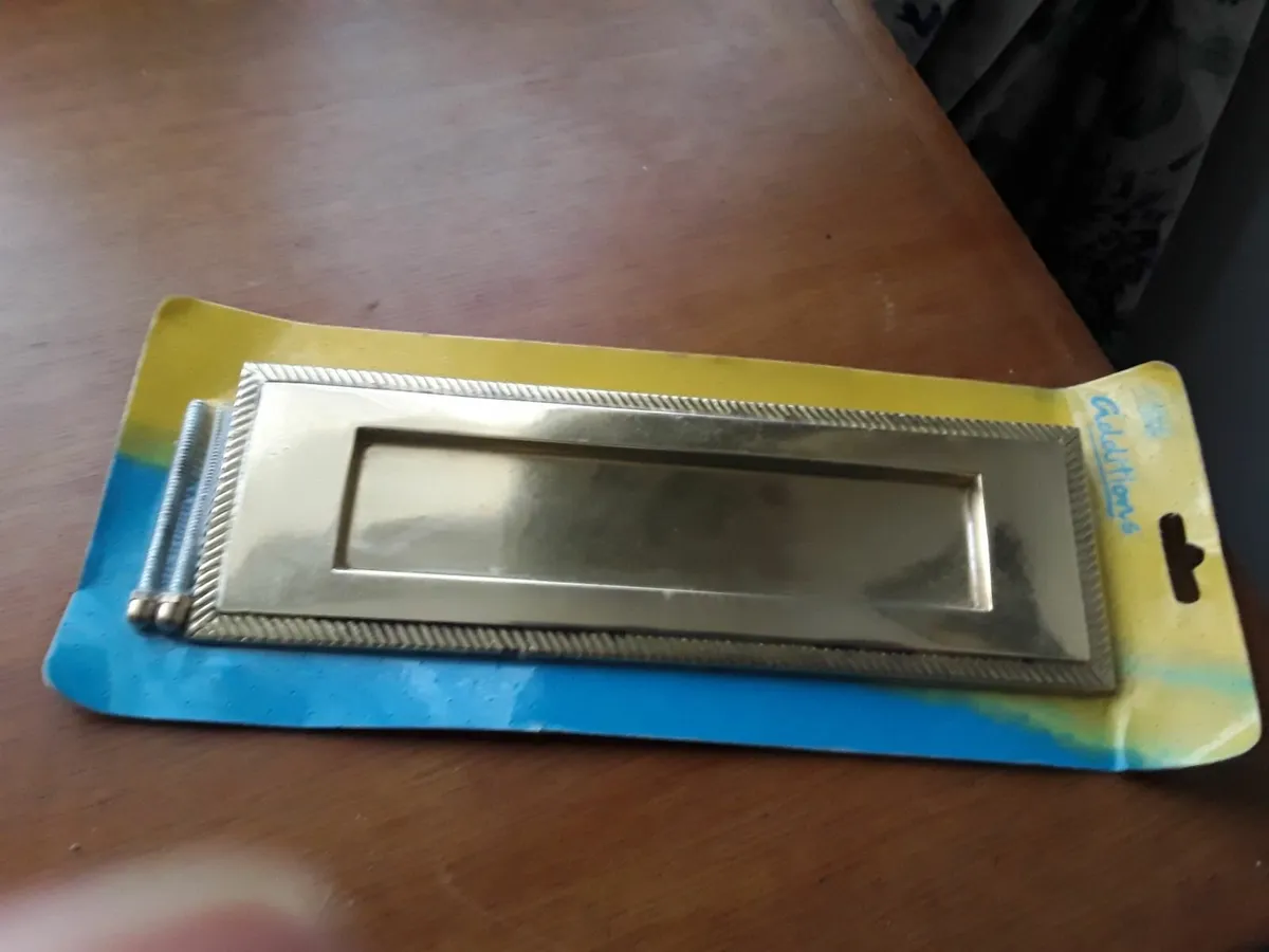 Brand new brass letterbox - Image 1