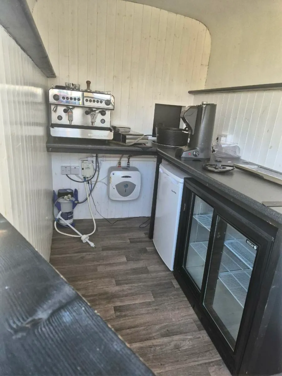 Premium Ifor Williams coffee trailer 👌 - Image 3