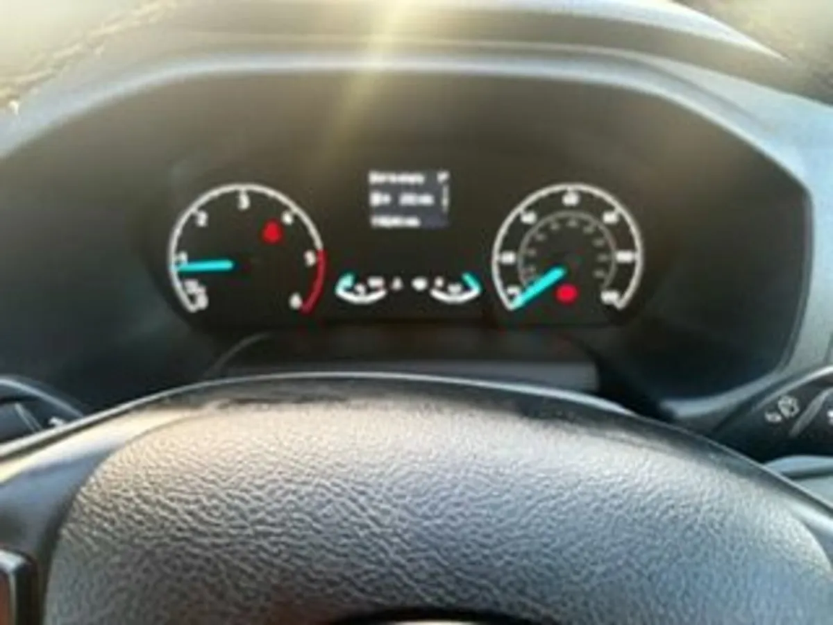 Ford Transit 2021 - Image 4