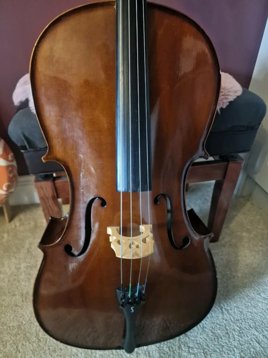 Cello  - 1/2 size - Image 1