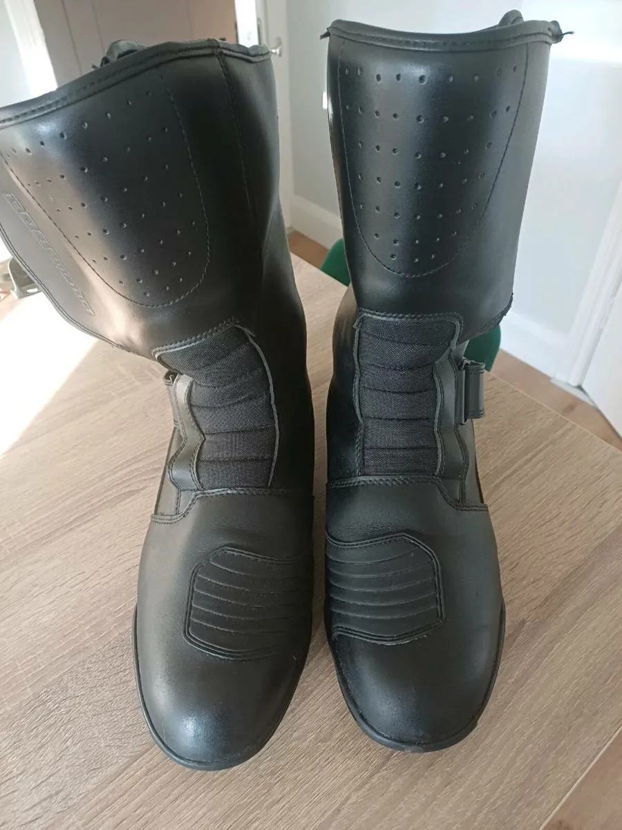 Motorbike boots - Image 1