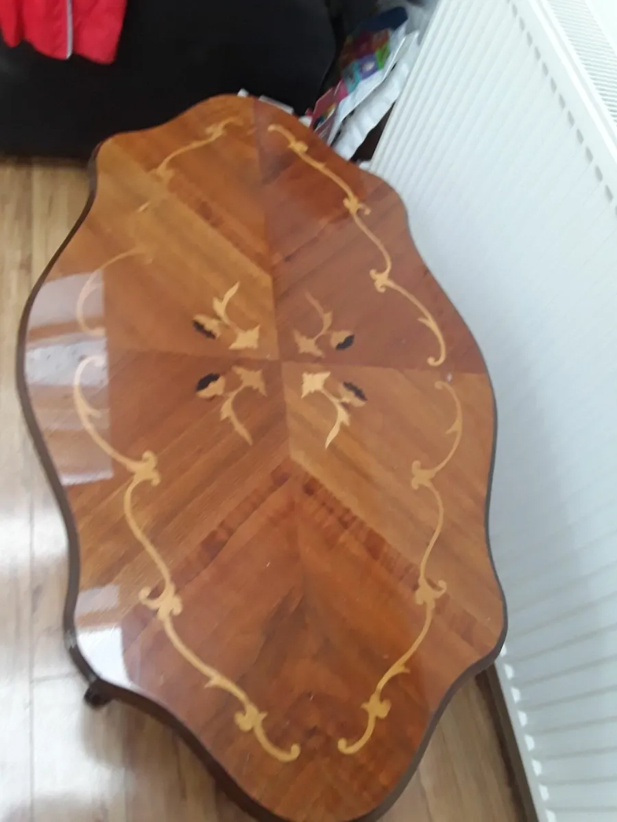 Large coffee table Victorian style - Image 3