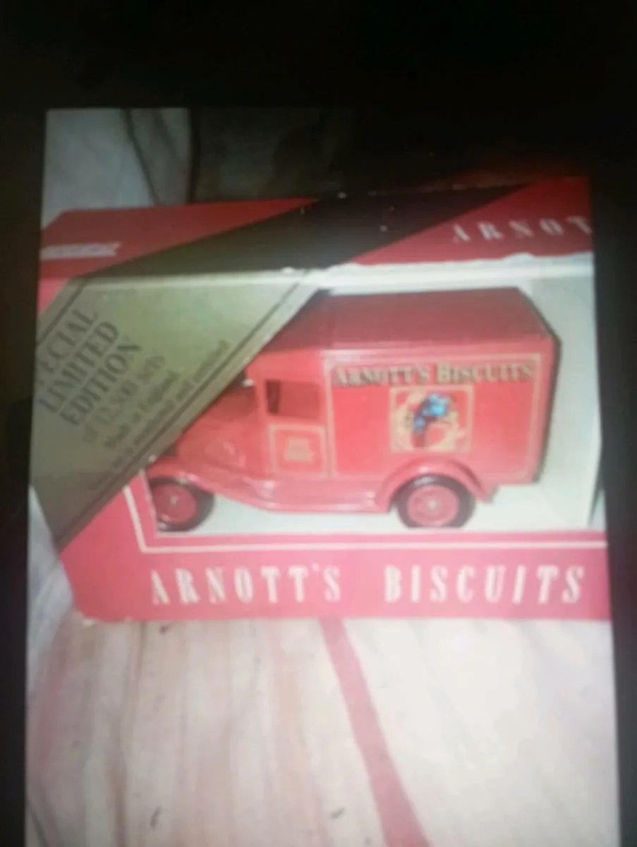 ARNOTTS BISCUITS 125TH ANNIVERSARY - Image 4