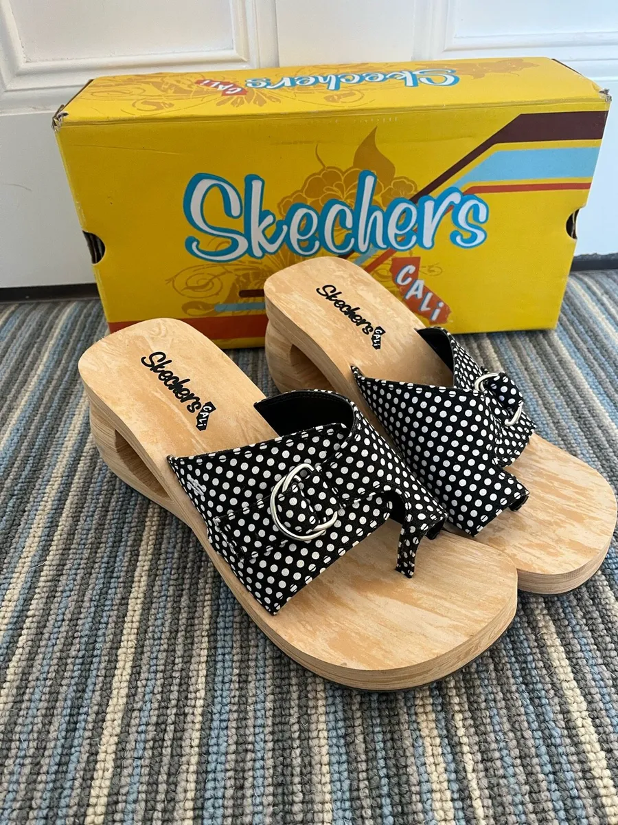 New Skechers Cali Sandals - Image 1