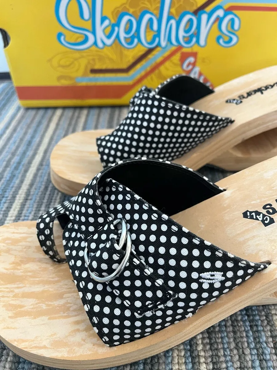 New Skechers Cali Sandals - Image 3