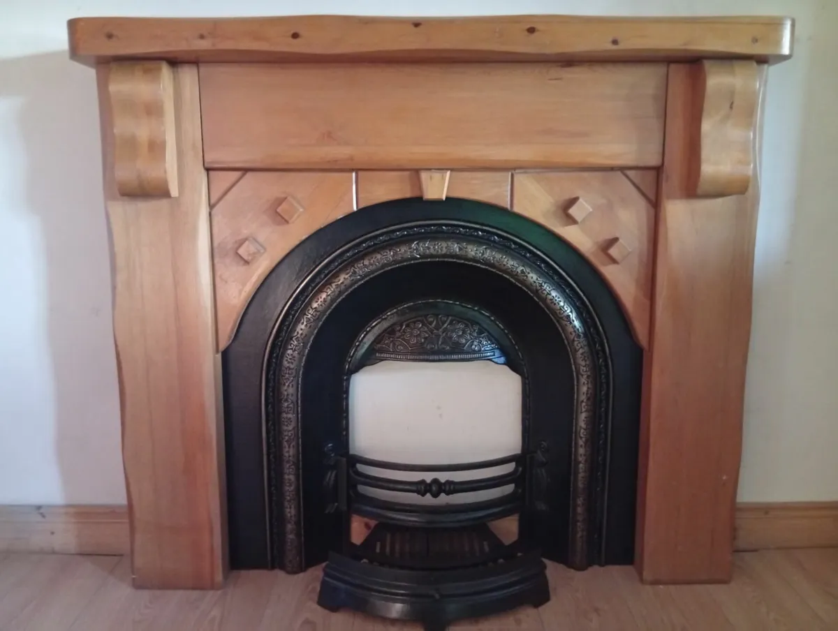 Solid Modern Fireplace surround+insert full set - Image 3