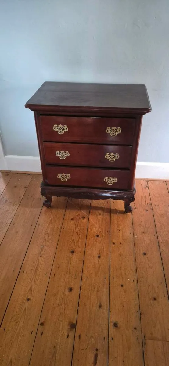 Mahogany locker - Image 1