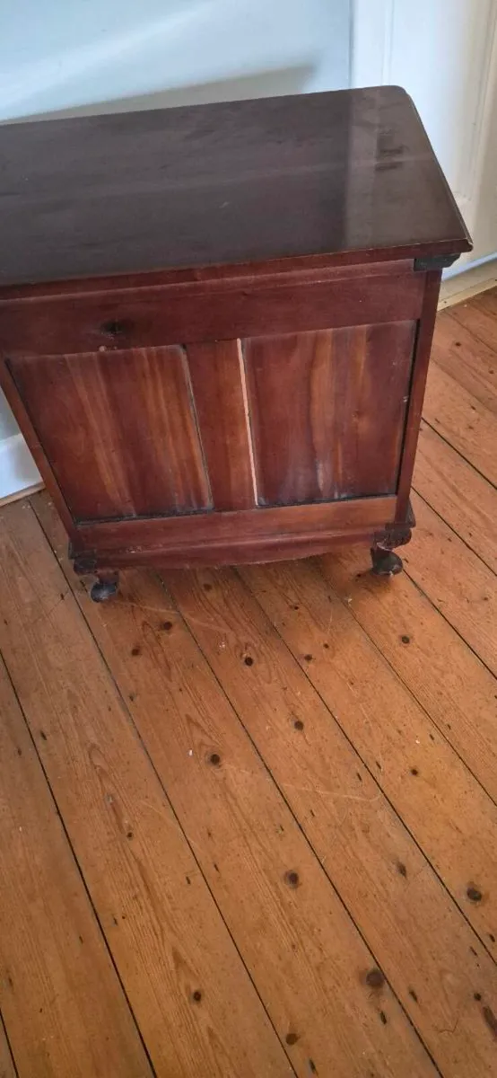 Mahogany locker - Image 4