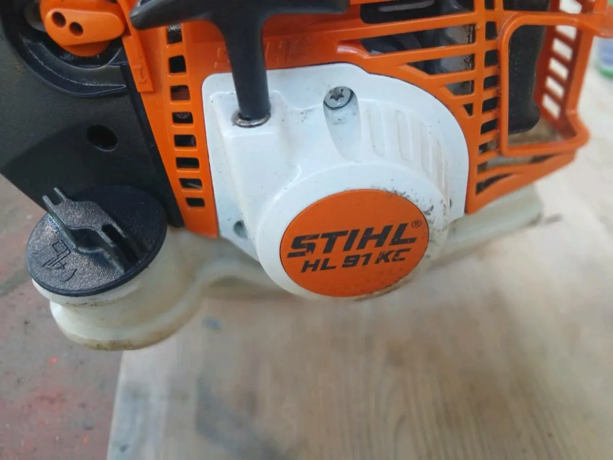 Hedge Trimmers - Image 1