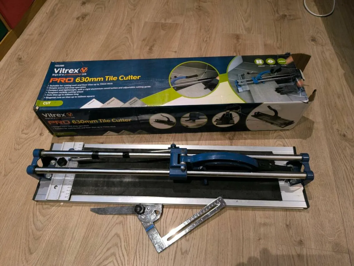 Tile cutter