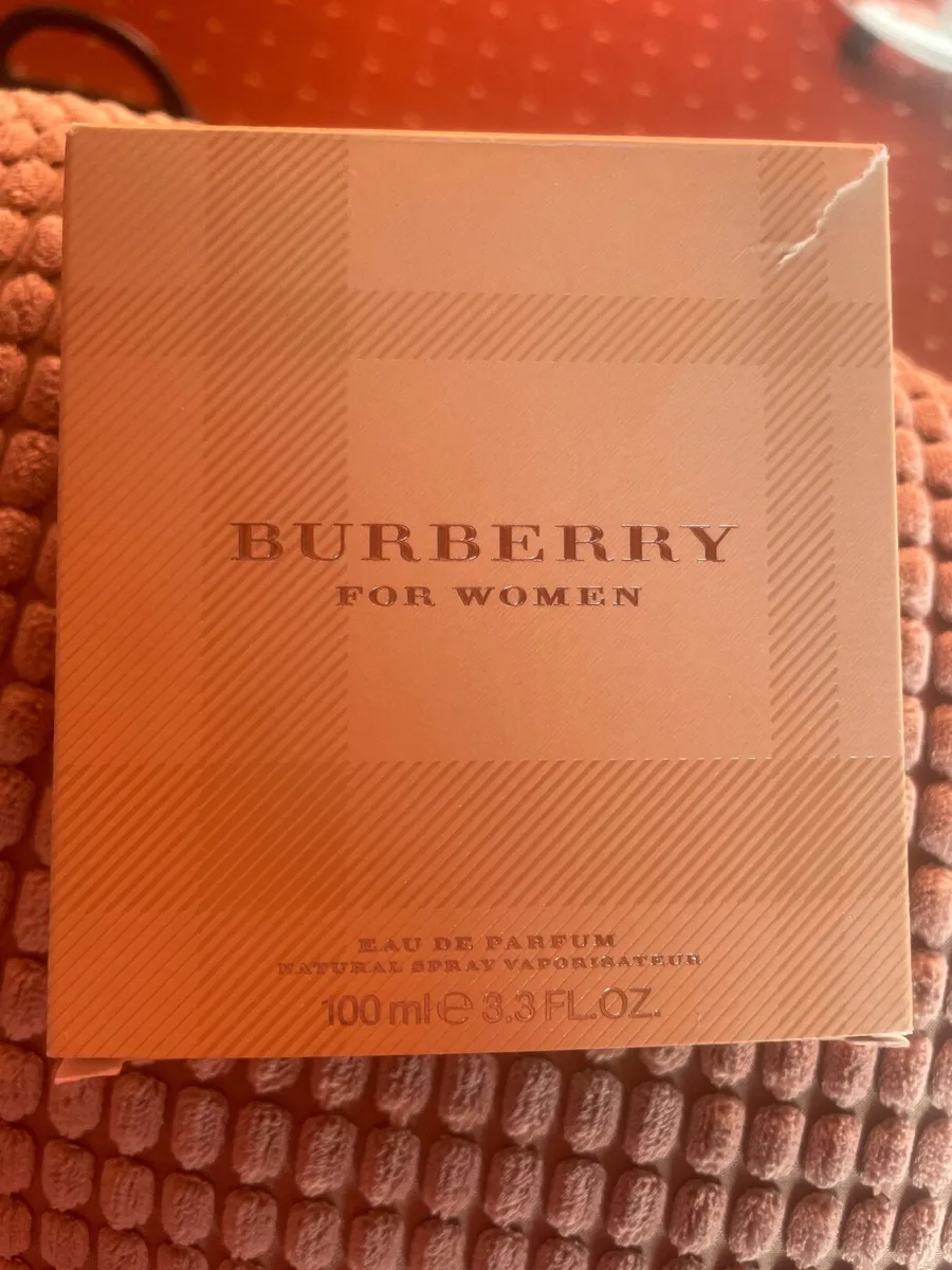 Burberry perfume 100mls - Image 1