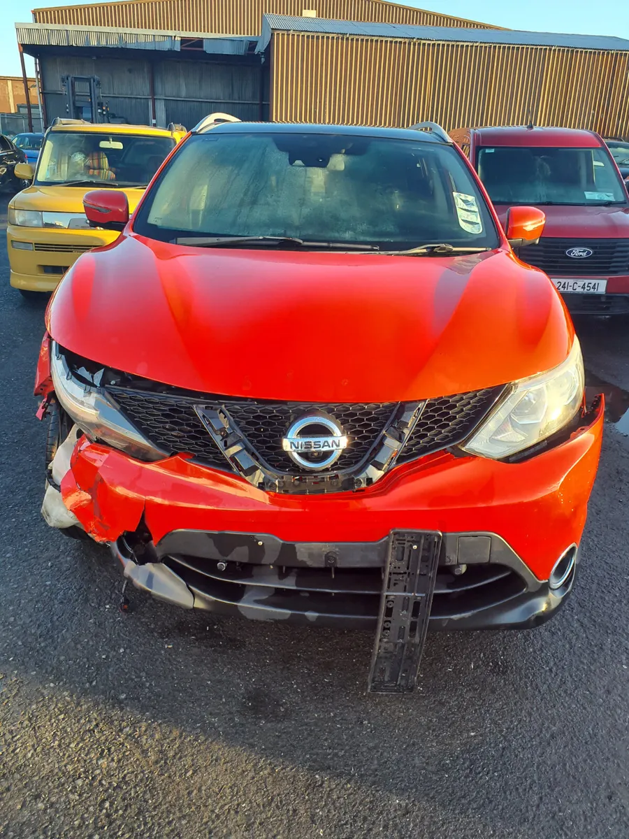 Nissan Qashqai 2017 Hi Specification - Image 4