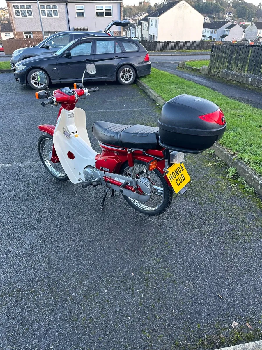 1994 Honda C90 Cub - Image 3
