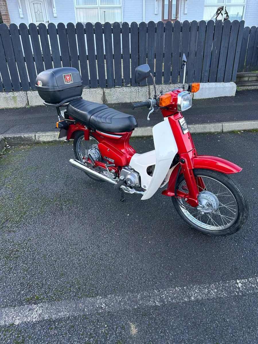 1994 Honda C90 Cub - Image 1