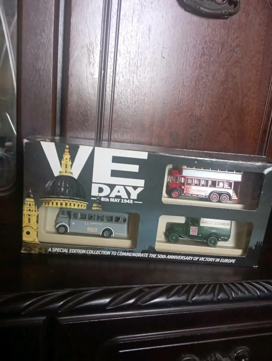 VE DAY 50TH ANNIVERSARY OF VICTORY - Image 1