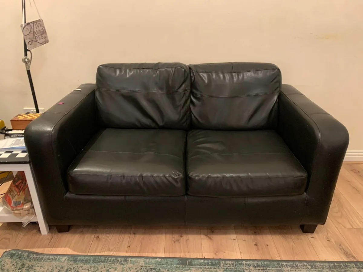 2 free couches - Image 2