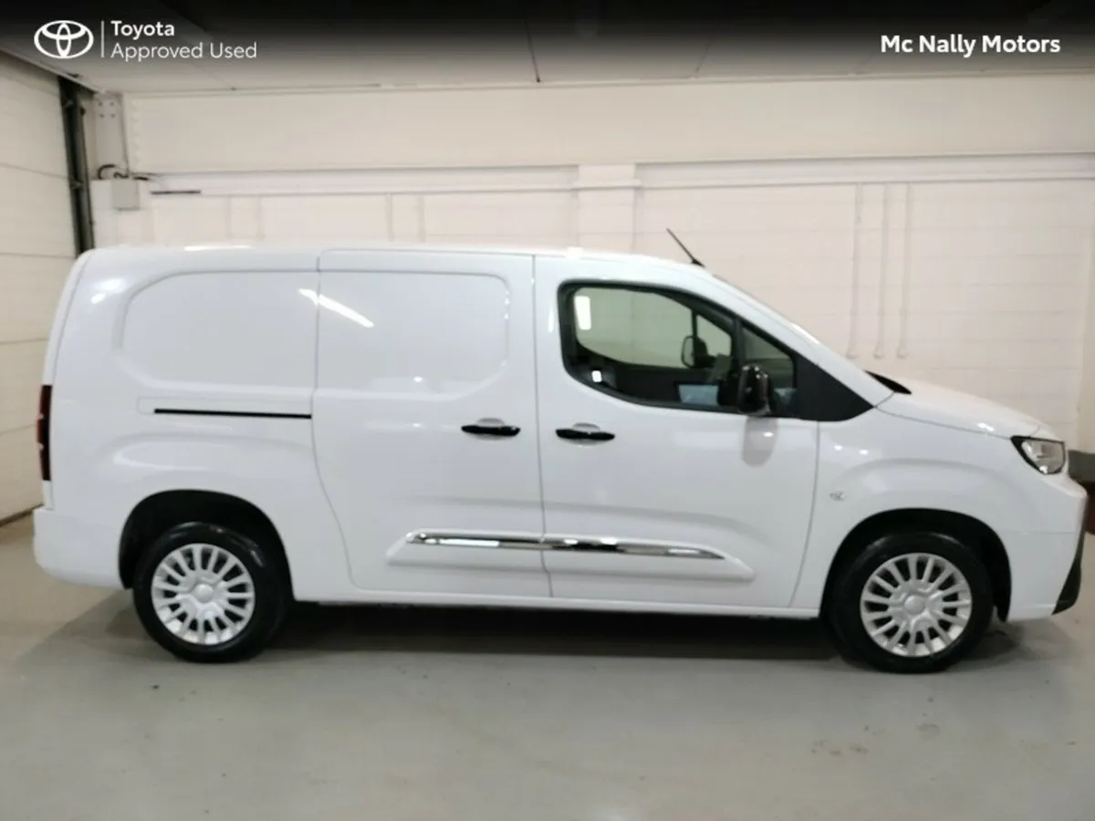 Toyota Proace City 1.5 GX LWB COMML DEMO MODEL 3 S - Image 4