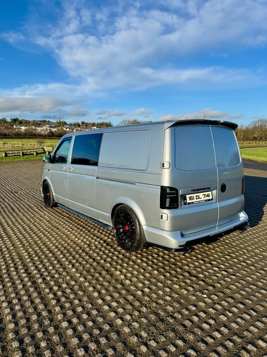 VW Transporter T6 DayVan, Weekender - Image 3