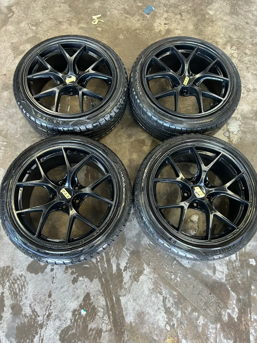 18” Black Alloys - Image 1