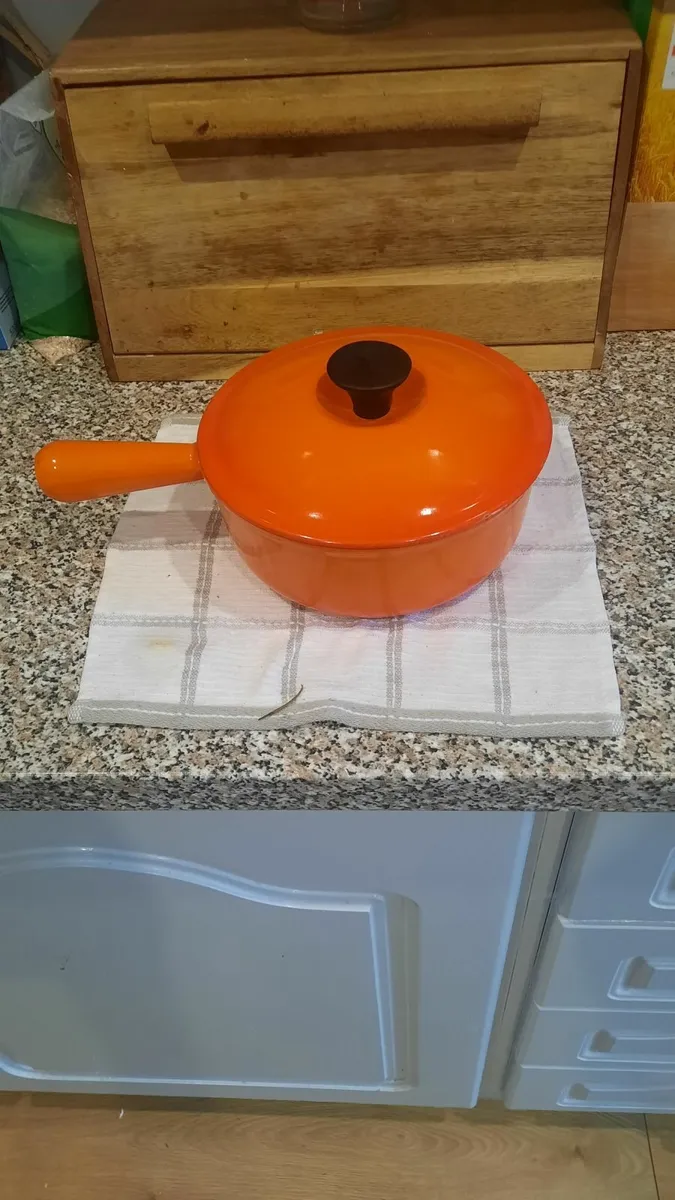 Le Creuset Pot - Image 1