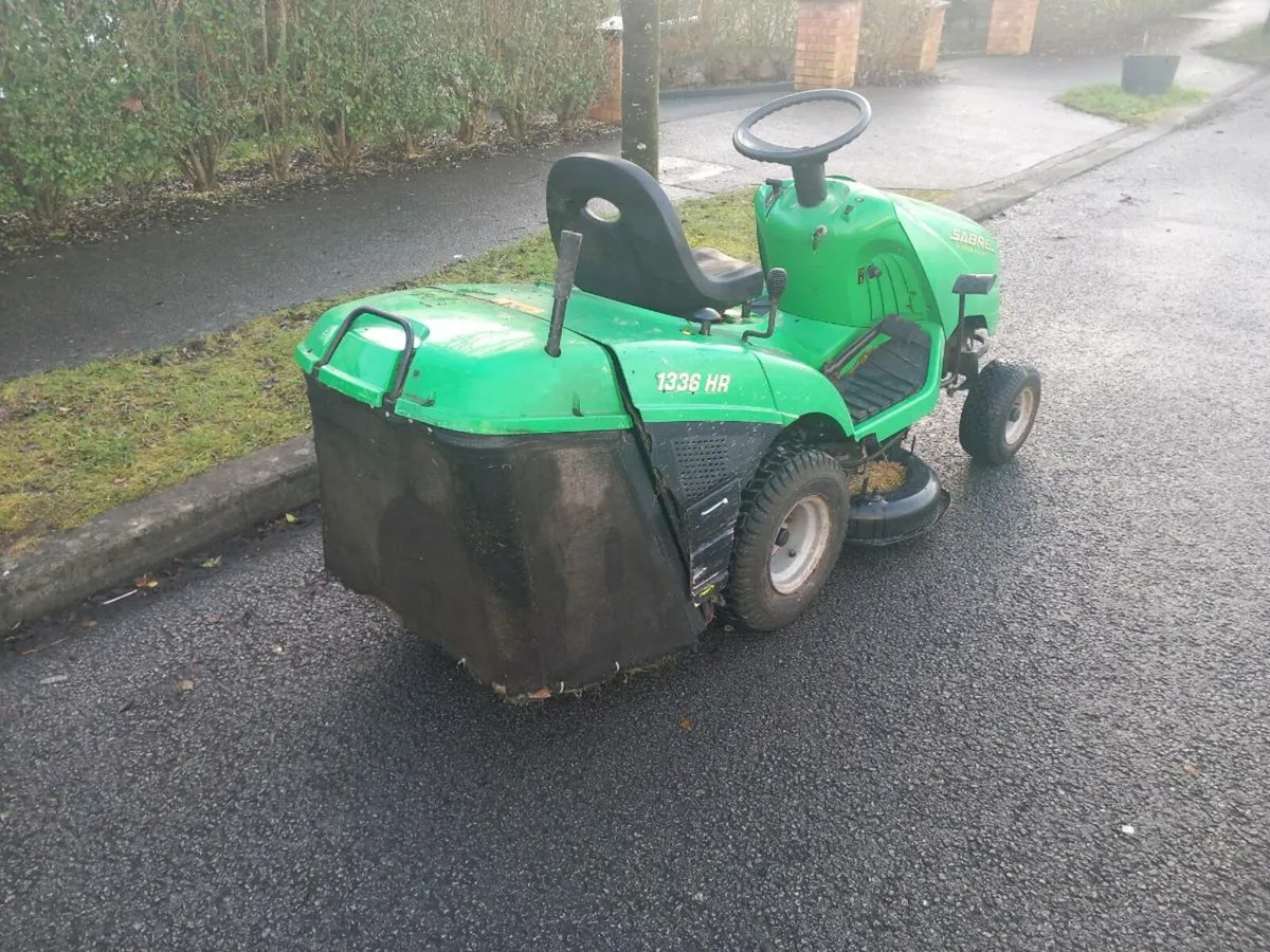 Ride on lawnmower hydrostatic - Image 2