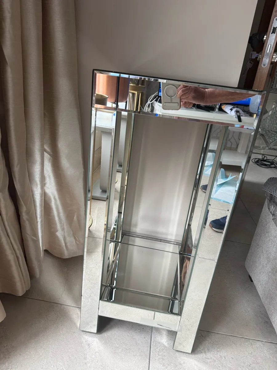 Mirrored occasional table - Image 3