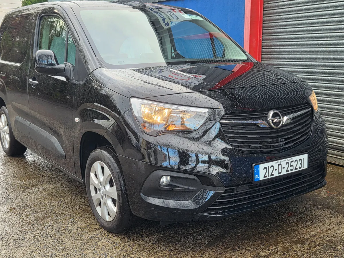Opel Combo 2021 1.5 hdi 100bhp 3 seater - Image 3
