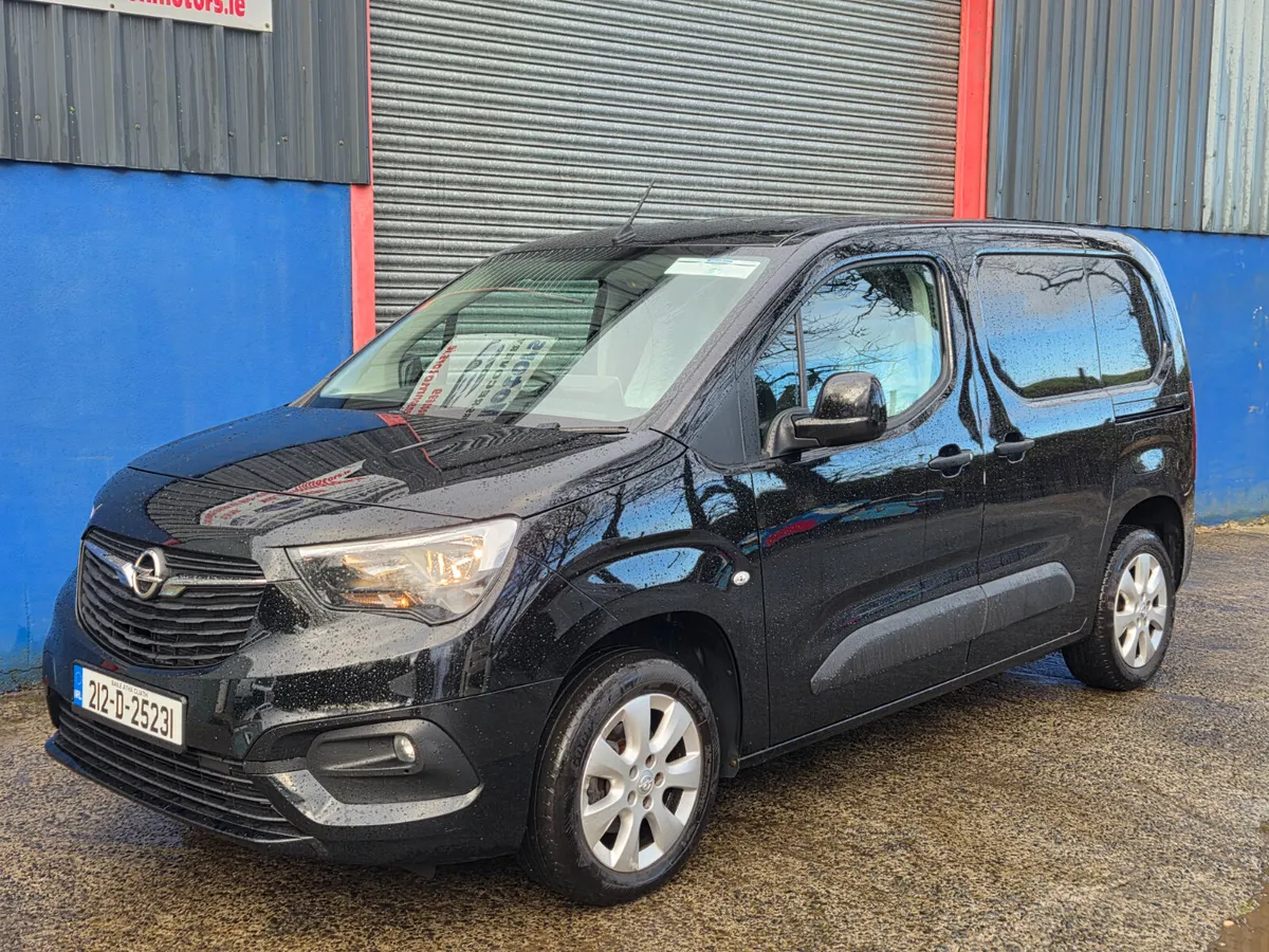 Opel Combo 2021 1.5 hdi 100bhp 3 seater - Image 1