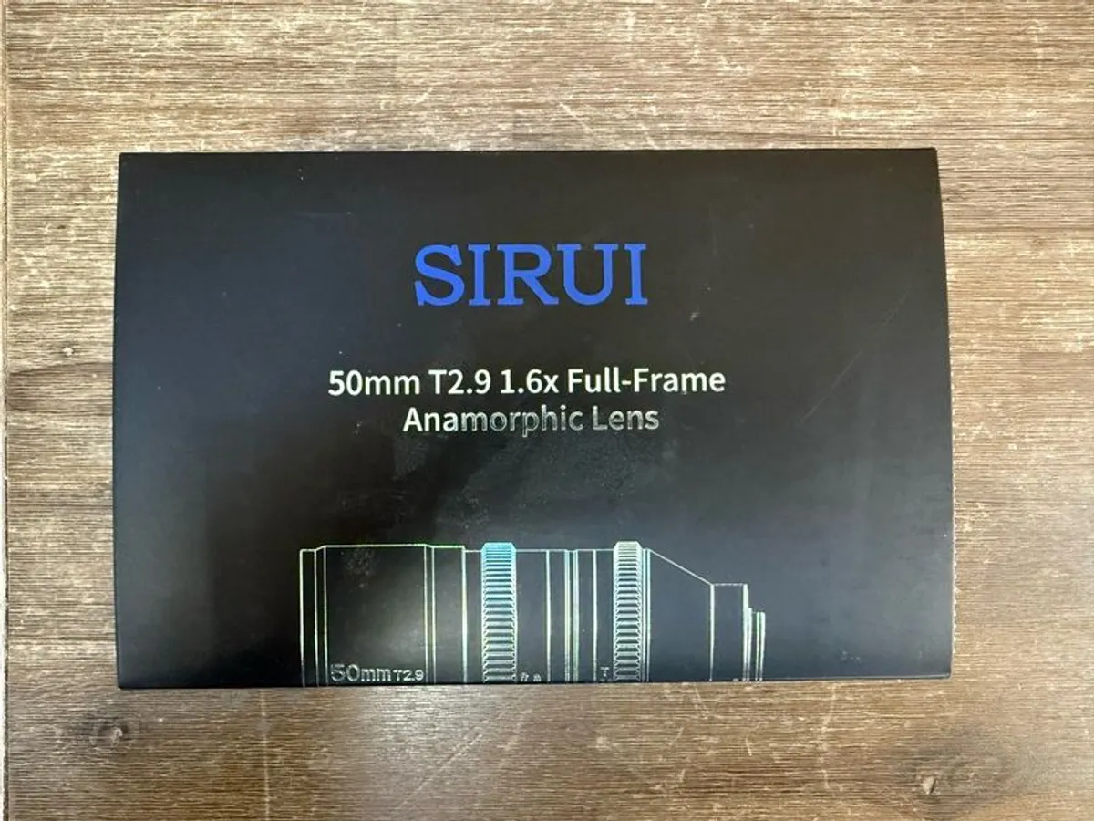 SIRUI Venus 50mm T2.9 Anamorphic lens for L-Mount - Image 1