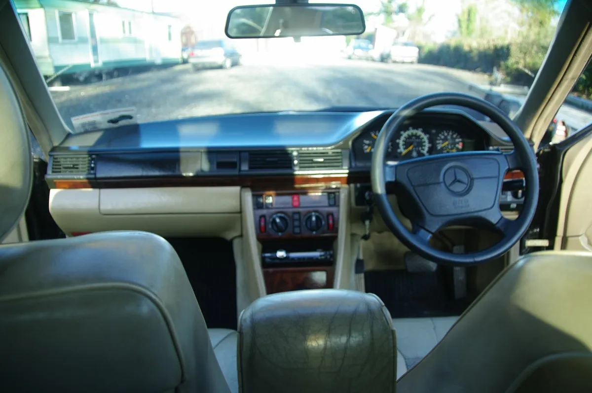 Mercedes-Benz Other 1987 - Image 2