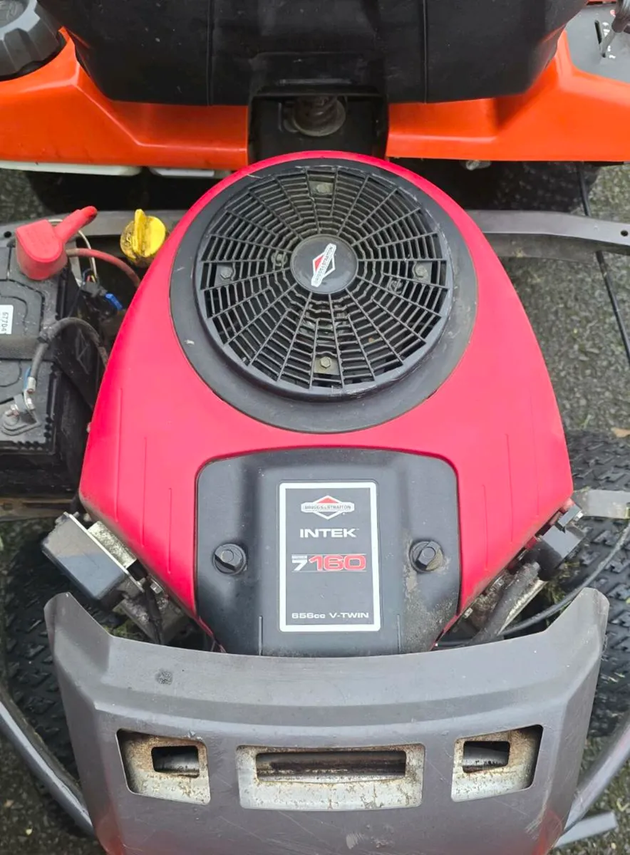 Husqvarna R214TC - Image 4