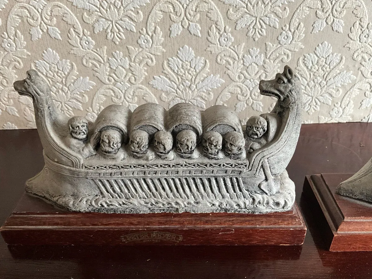 Pair of Viking Dragon Ship Dragon Boats Wine Ships - Image 2