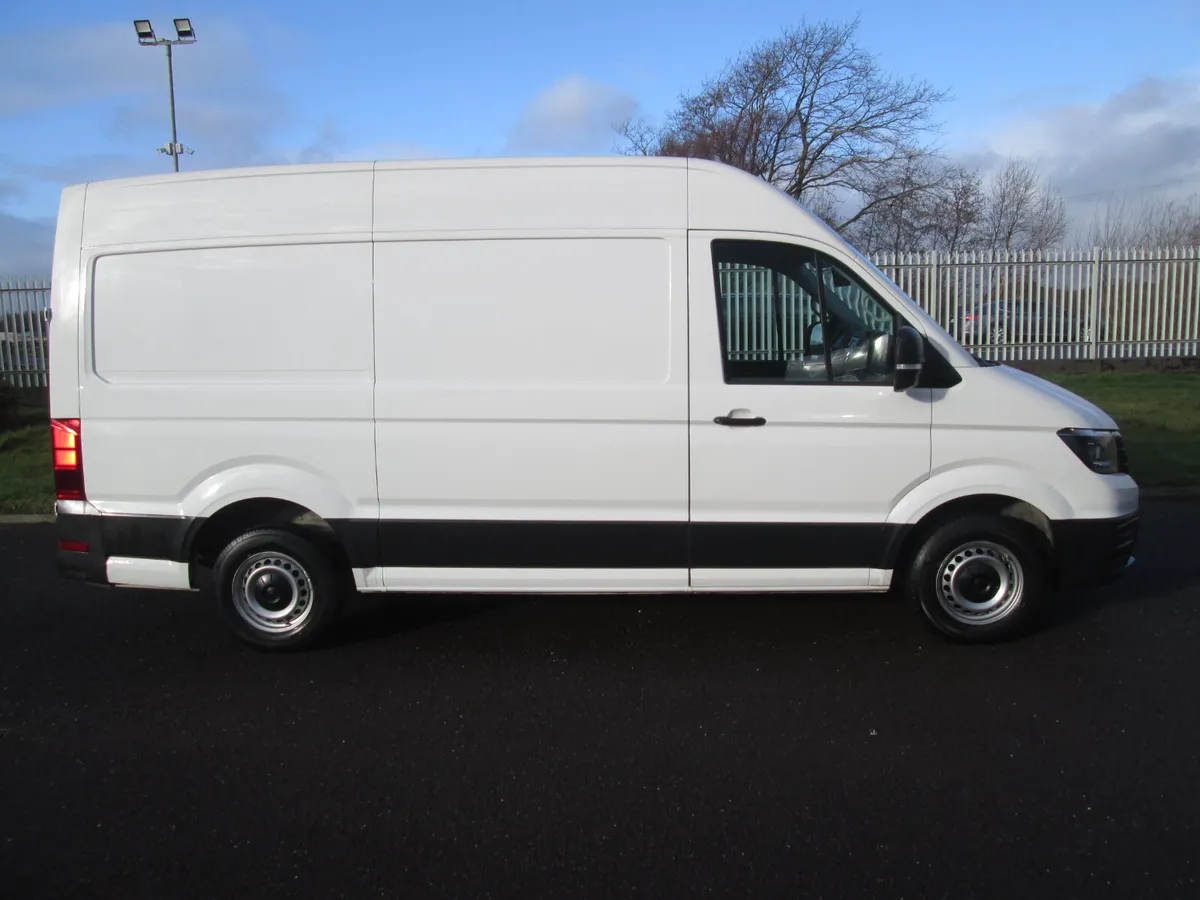2020 VW Crafter 2.0 Tdi Mwb 140 Bhp Cvrt 09/2026 - Image 3