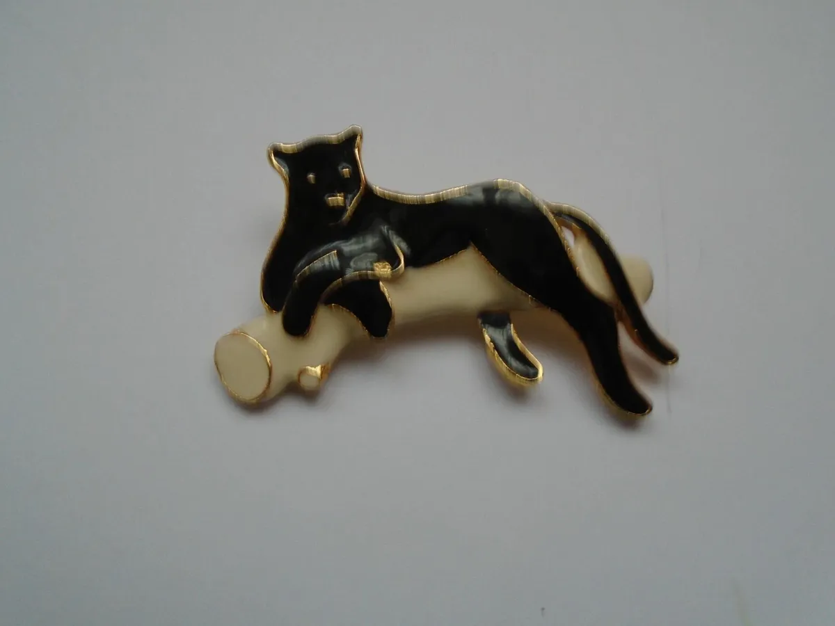 Enamel brooch, Jewellery, Brooch, gift - Image 3