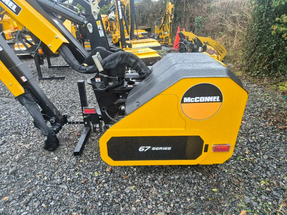 Mcconnel PA6567T Hedgecutter **New** - Image 1