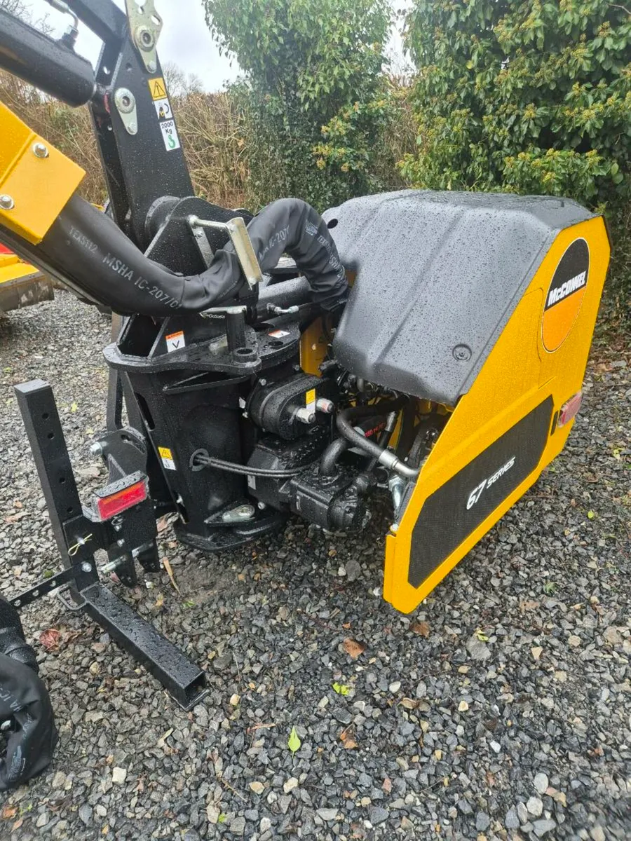 Mcconnel PA6567T Hedgecutter **New** - Image 4
