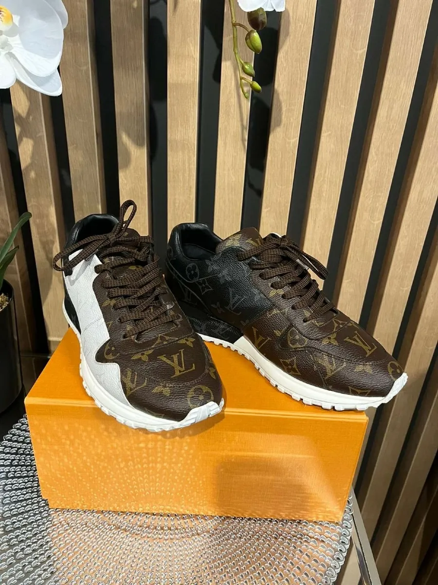 Louis Vuitton Mens Sneakers    Triple Monogram - Image 2