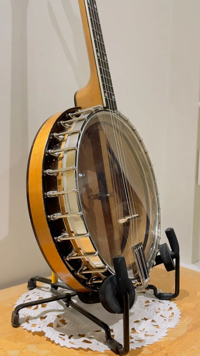 Vintage Vega Style R 17 fret Tenor Banjo - Image 1