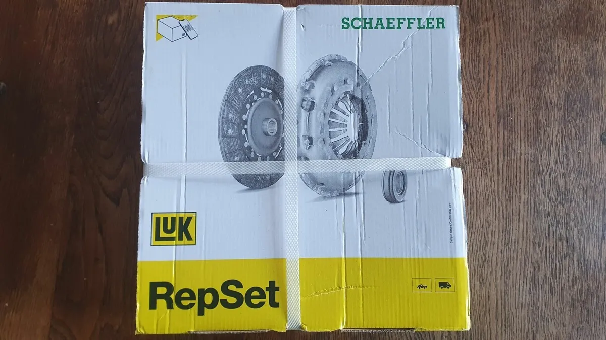 Car clutch new - Image 1